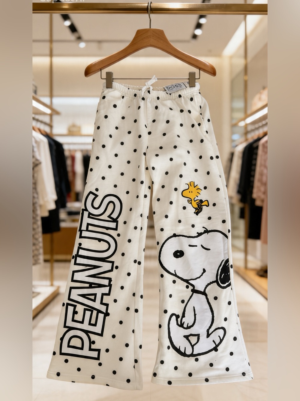 Peanuts White Polka Dot Snoopy wide leg sweatpants - Picture 1 of 5